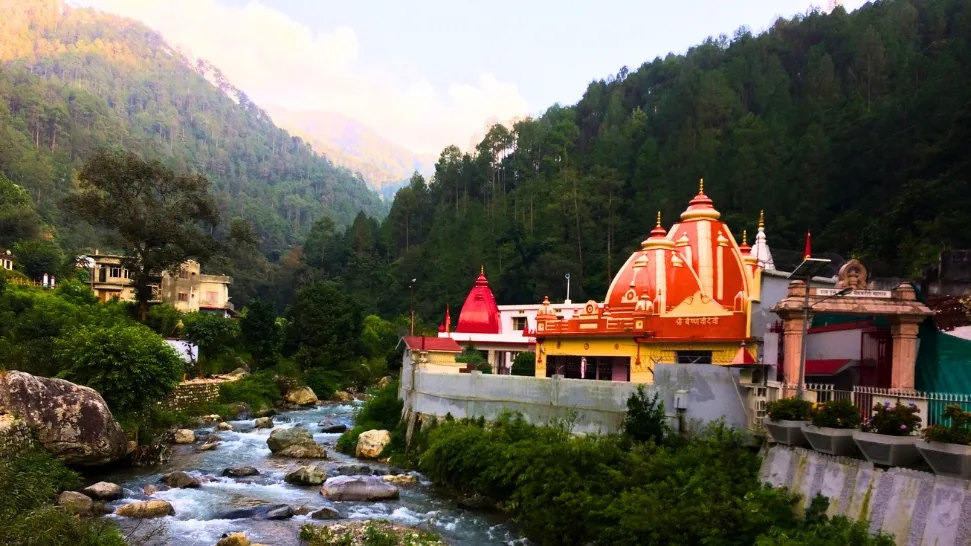 Kainchi Dham is one of the best Things to Do in Nainital 