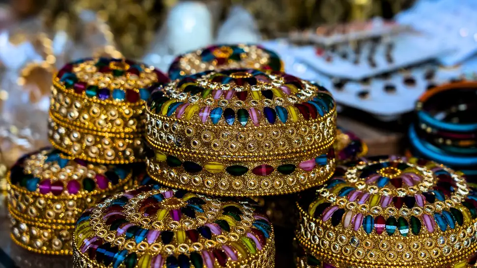 Shop for Handicrafts at Local Markets