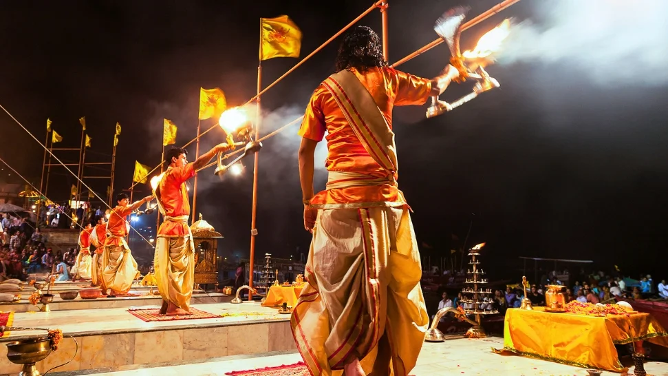 Witness the Ganga Aarti 