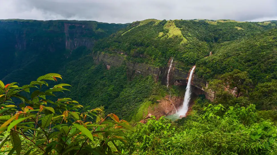Nohkalikai Falls is One of The Best Waterfalls in Meghalaya